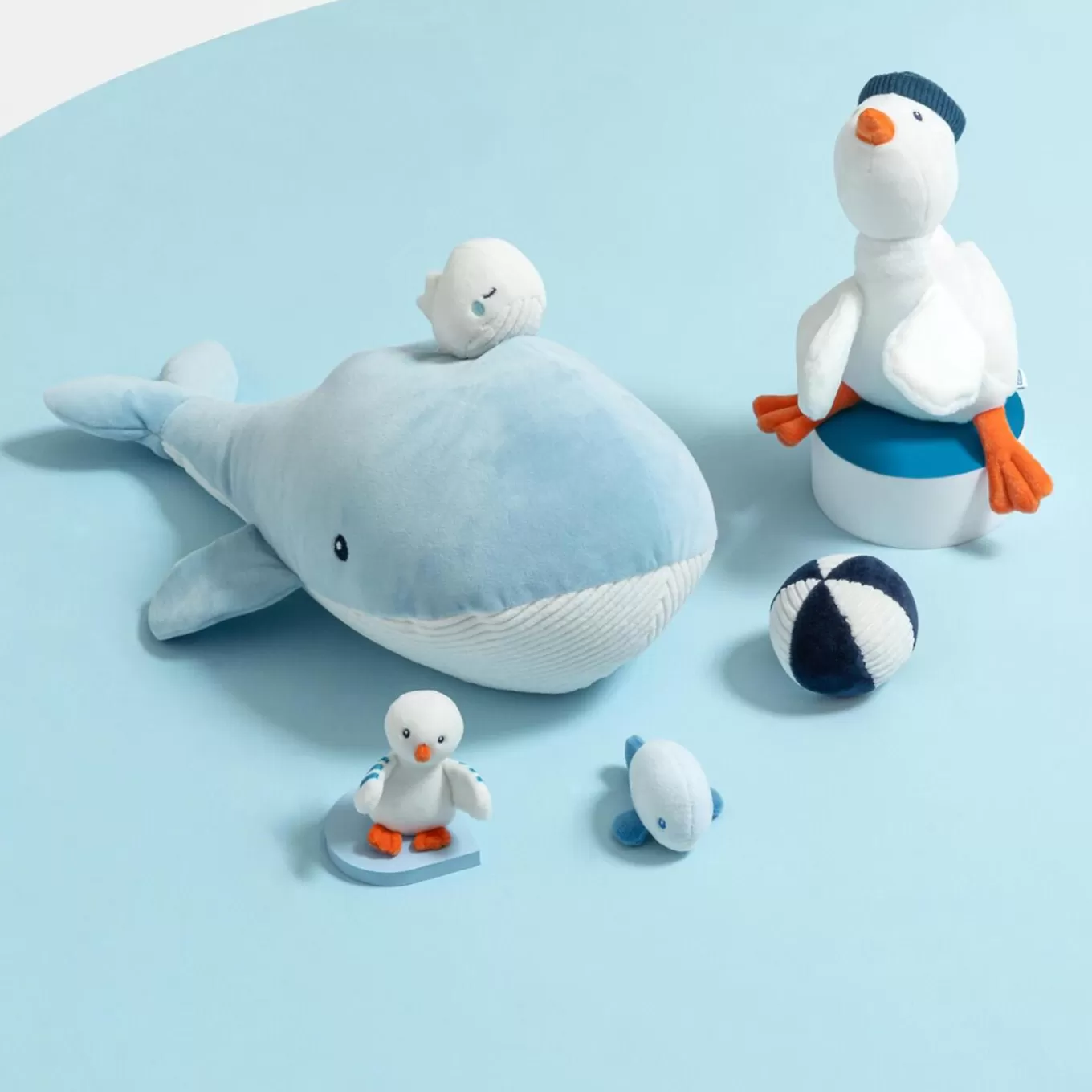 Cheap Jacadi Plüschwalfisch zur Förderung der Aktivität WEISS/BLAU